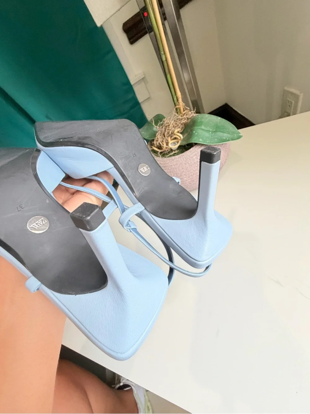 Zara Light Blue Slingback Heels Pointed Toe Size 37 US 6.5